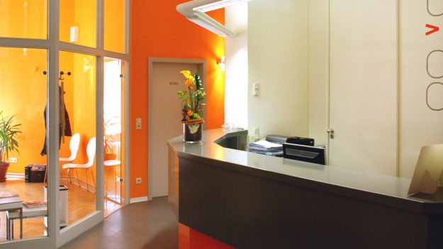 Zahnarzt Implantologe Walter Trier 1